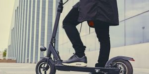 Elektrikli Scooter İçin Ehliyet ve trafik kuralları